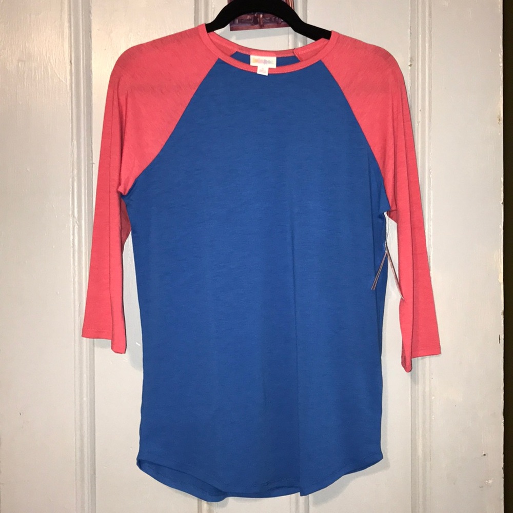 Small Randy shirt by LuLuRoe